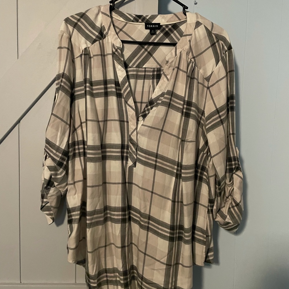 Torrid 3/4 sleeve plaid blouse size 2